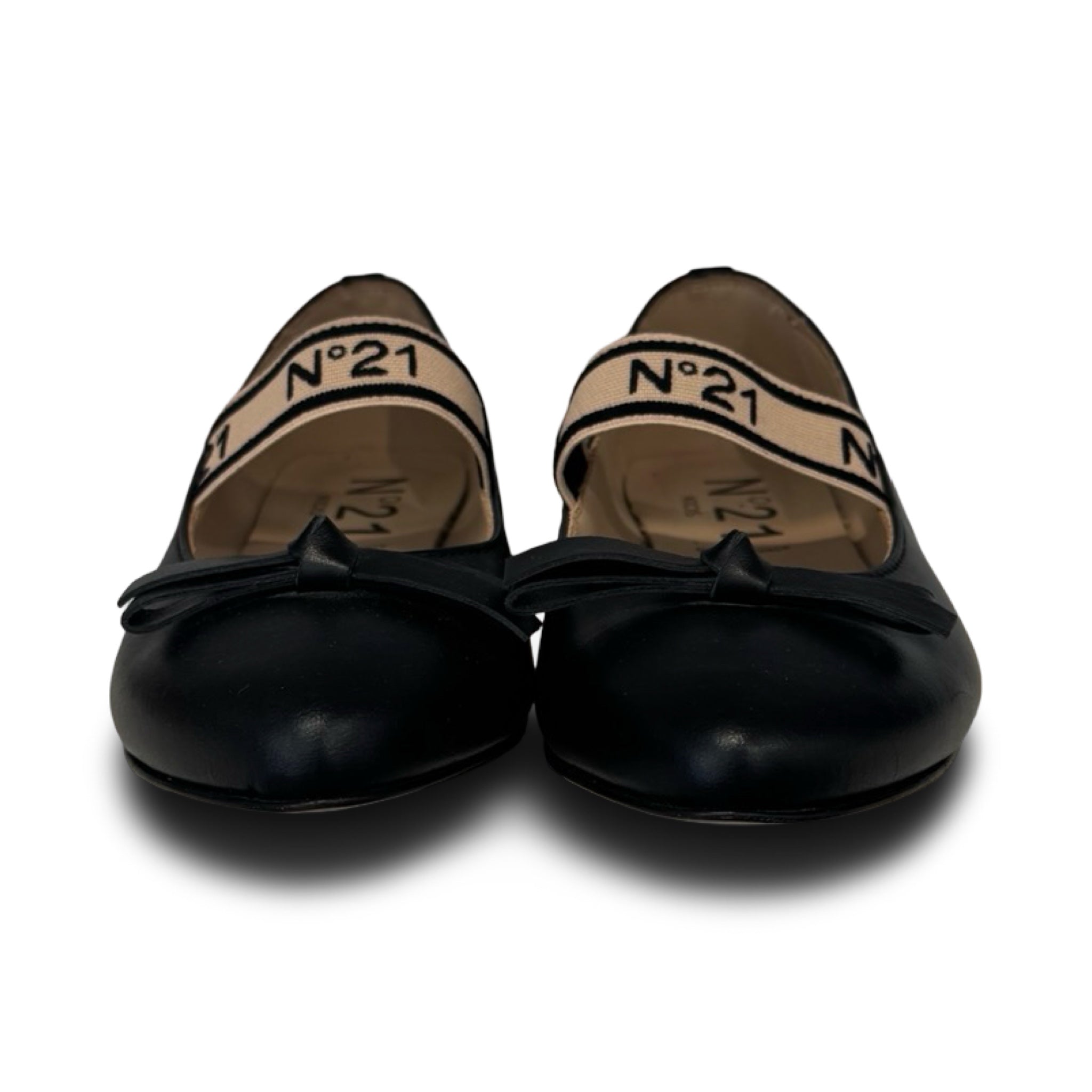 N°21 Black Ballet