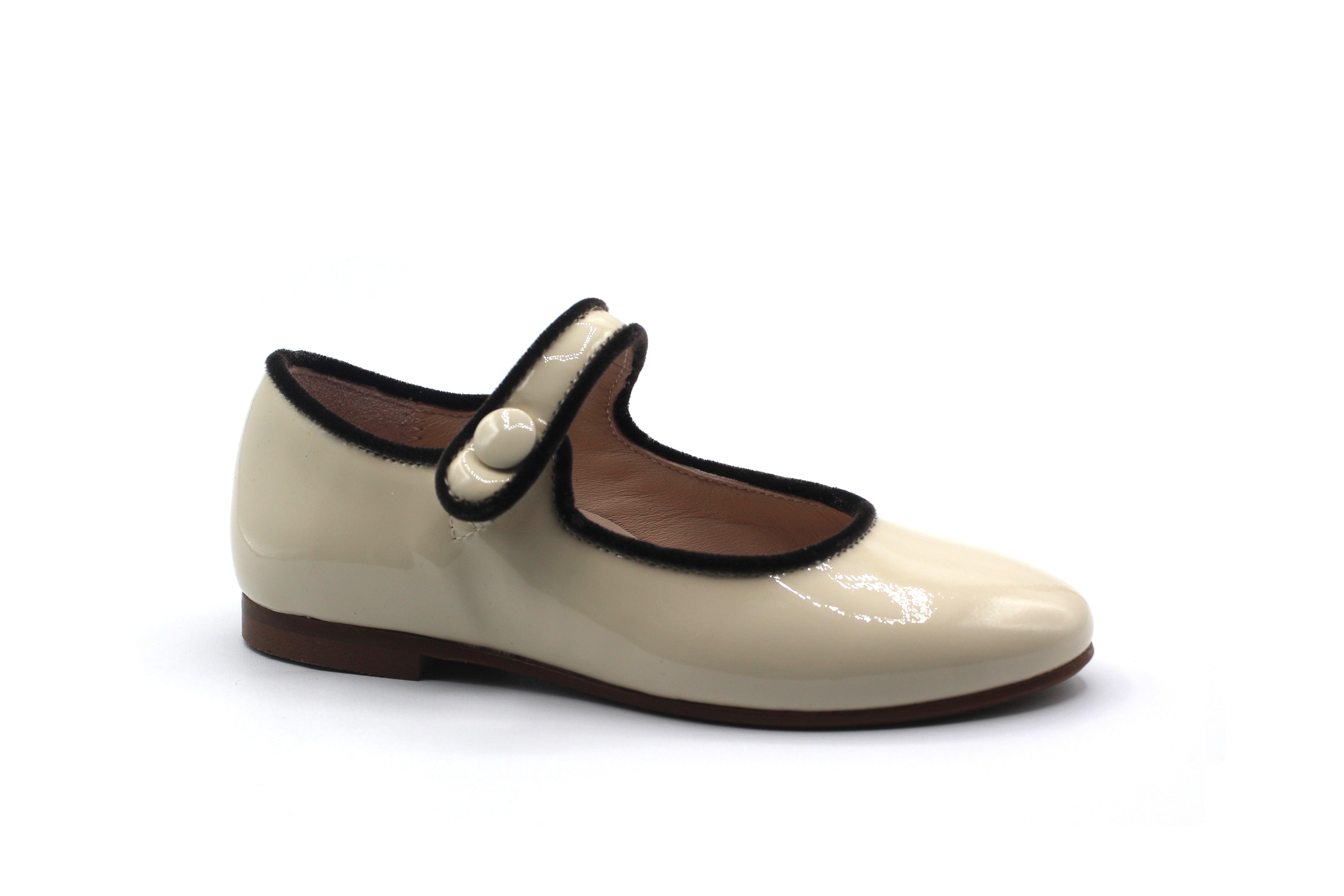 Beberlis Brown Velvet Trim Ivory Patent Mary Jane