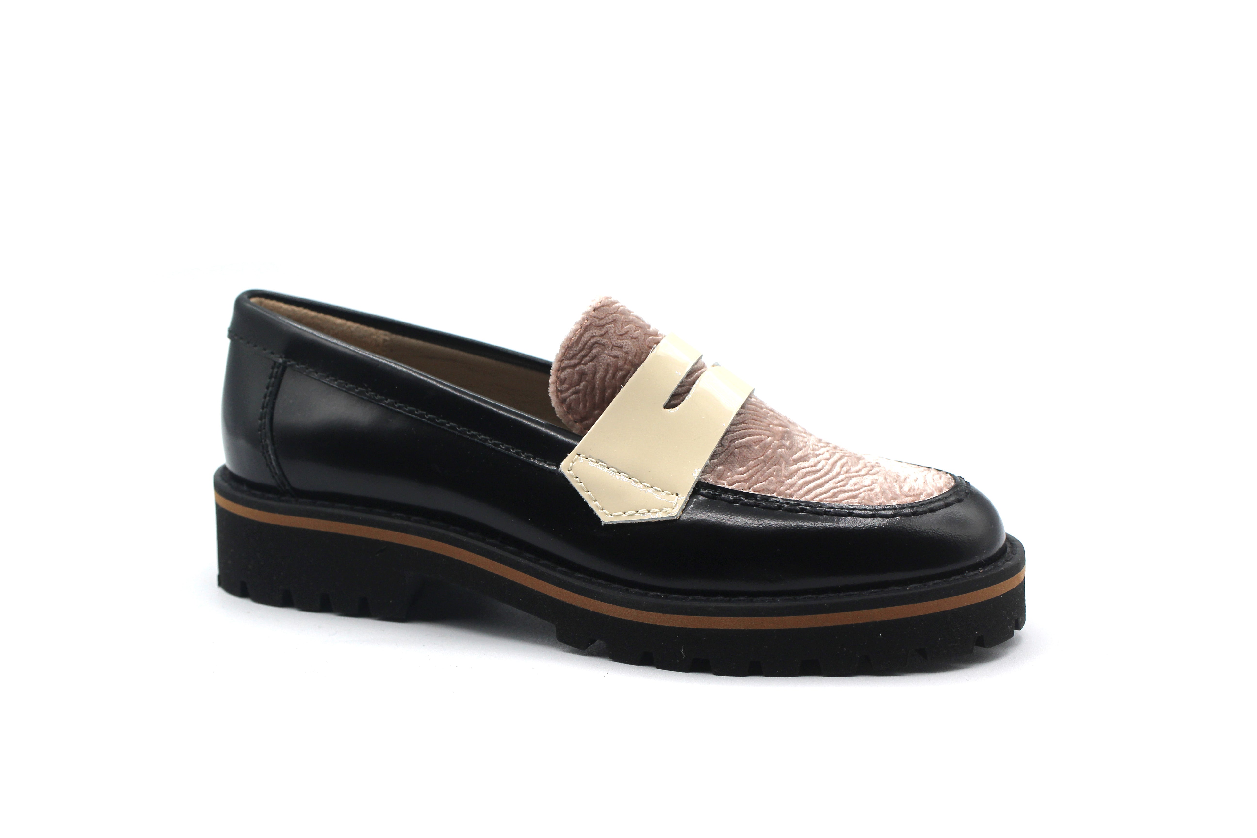 Beberlis Black Pink Velvet Loafer