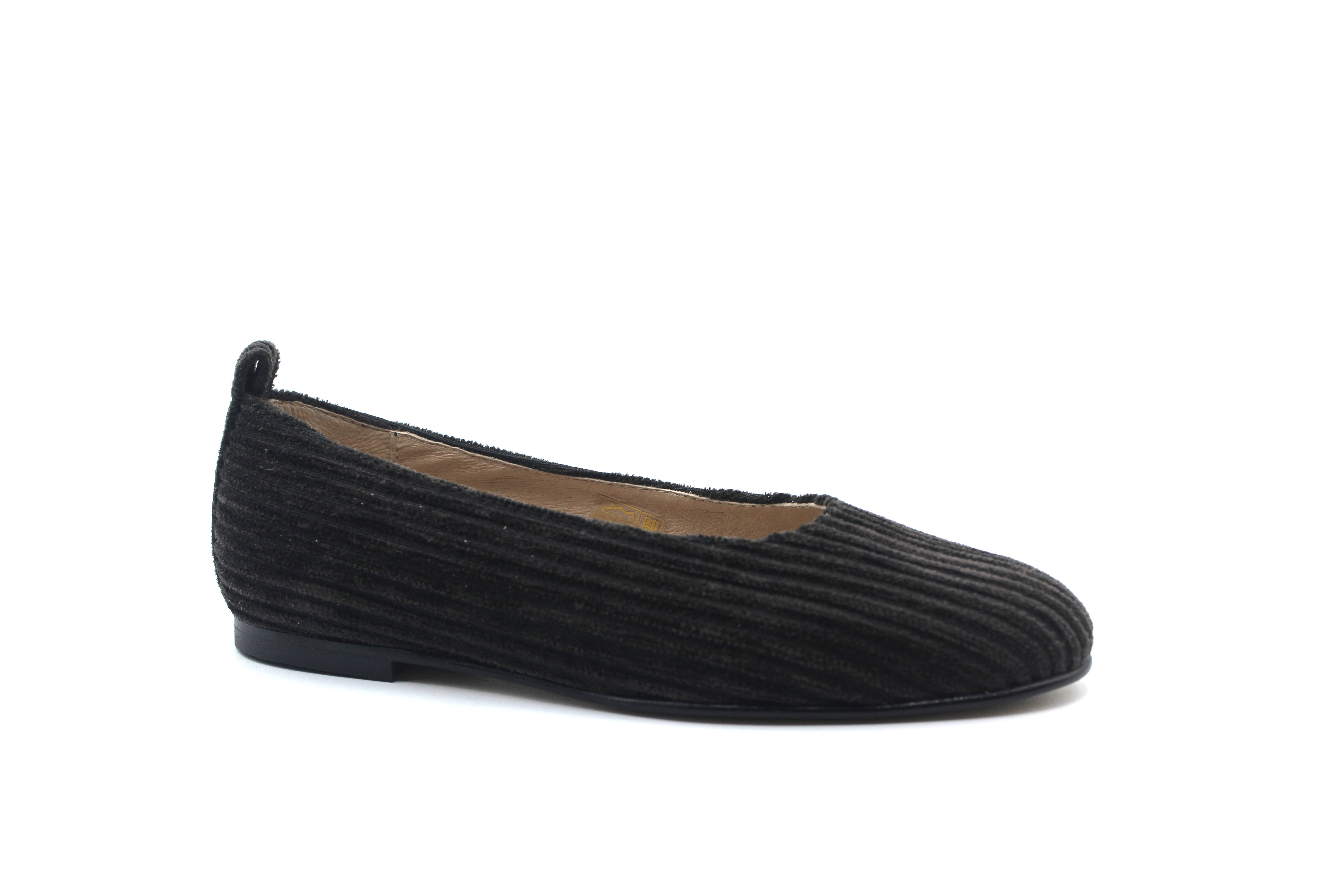 Valencia Black Corduroy Flat